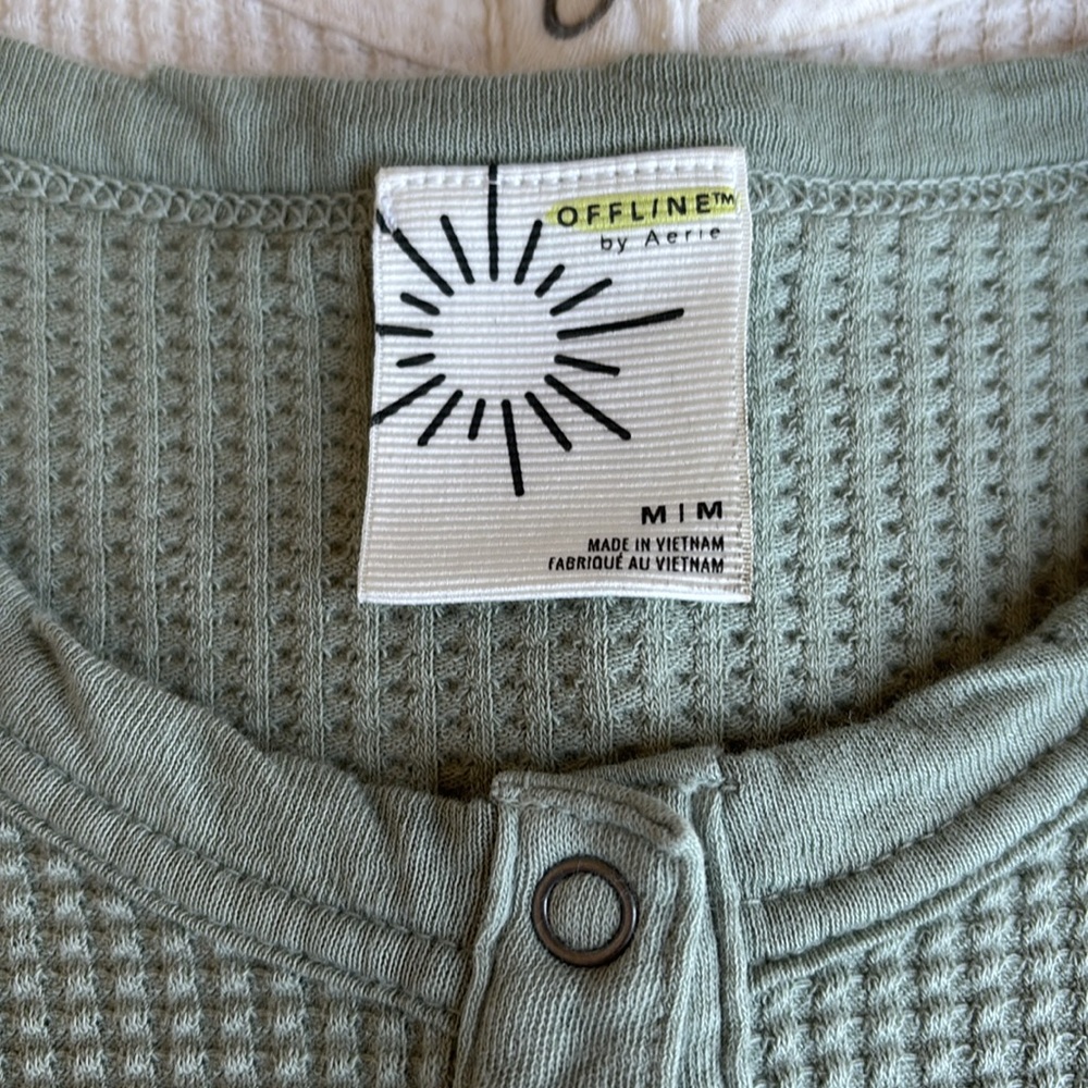 (2) Offline by Aerie Green Cream Waffle Knit Thermal Henley Shirt Womens Medium - Picture 3 of 14